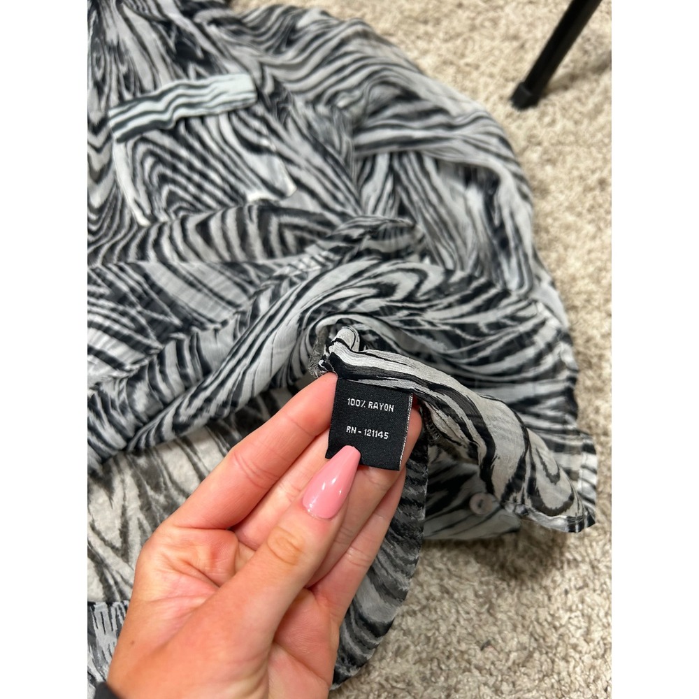 CASUAL STUDIO Sheer Zebra Print Neck Long Sleeve Button Up Blouse Top Women's L - Picture 6 of 8